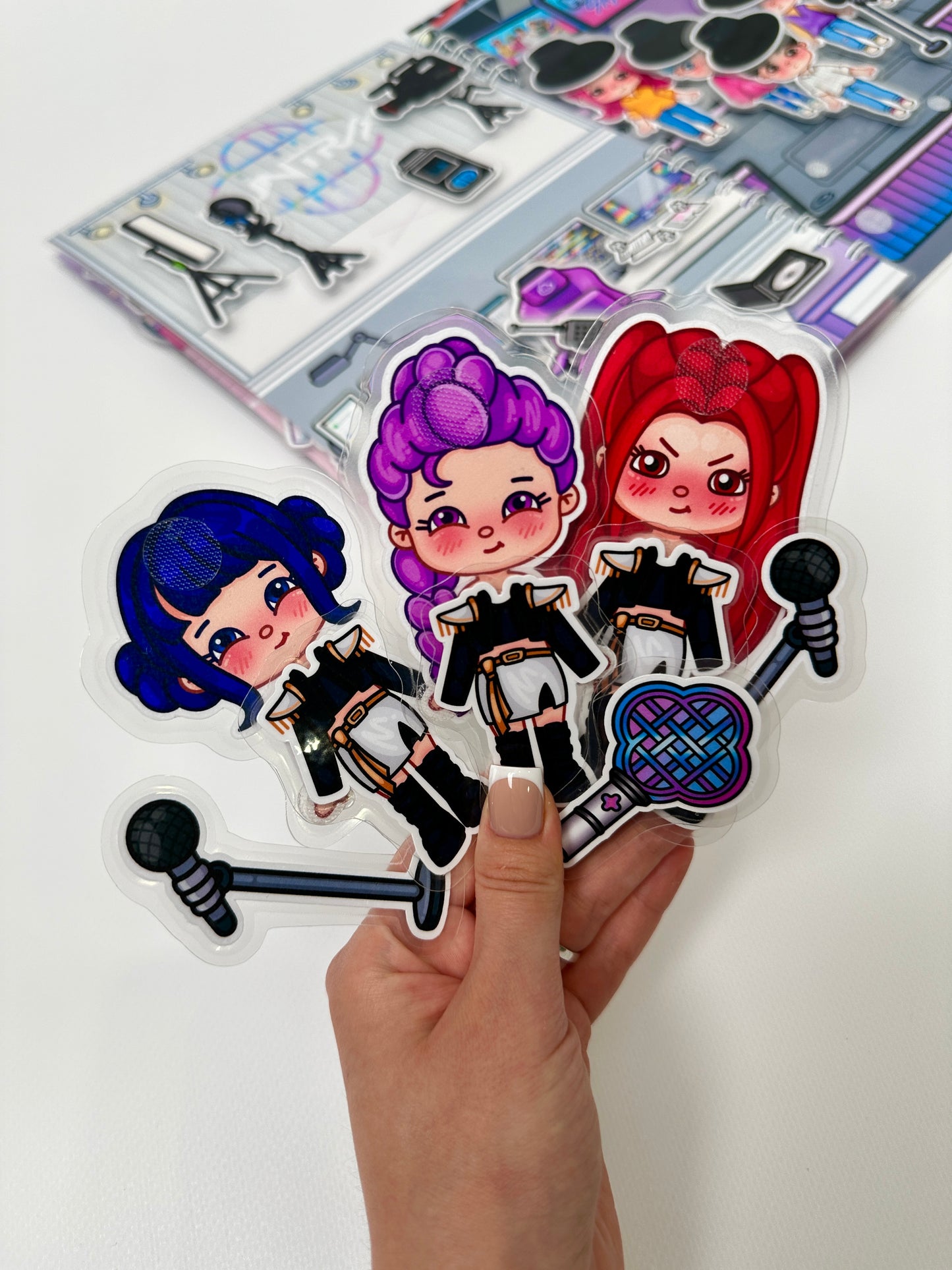Libro interactivo Guerreras kpop 3