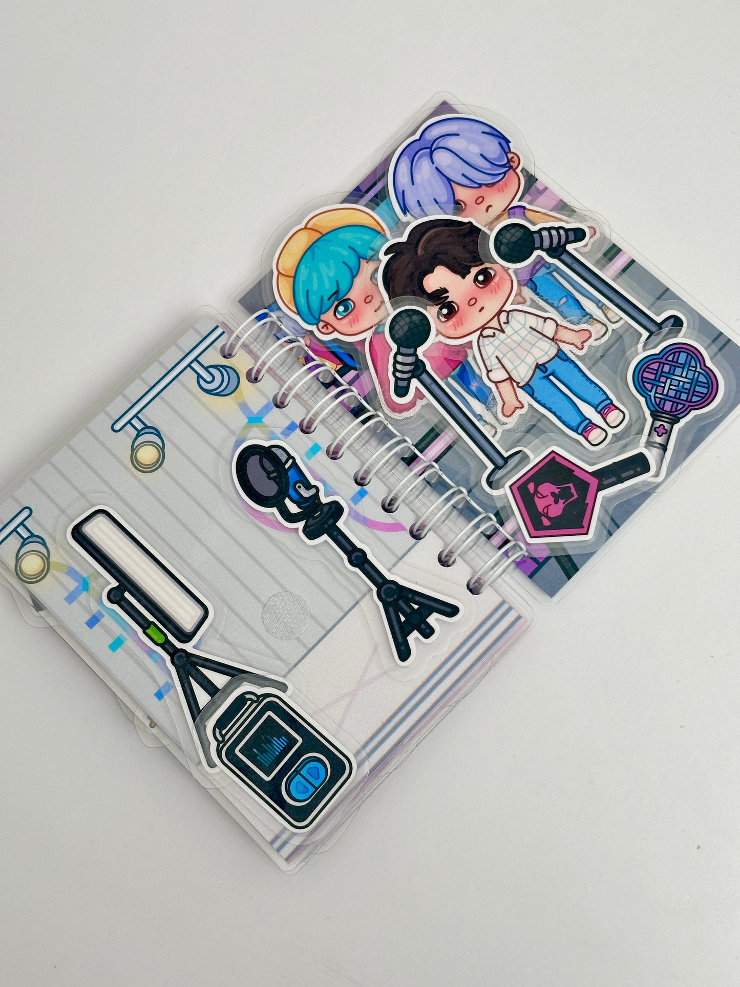 Libro interactivo Mini Kpop 3