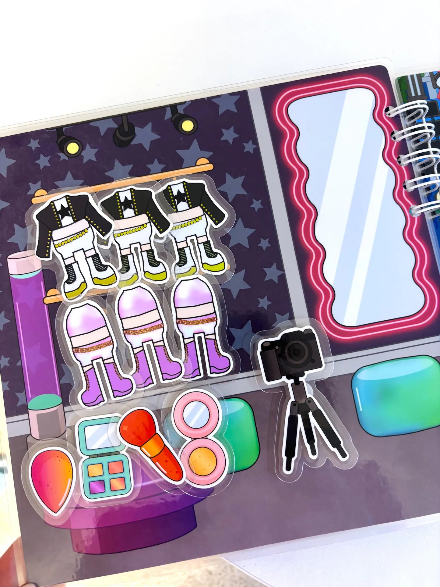 Libro Interactivo Guerreras Kpop 1