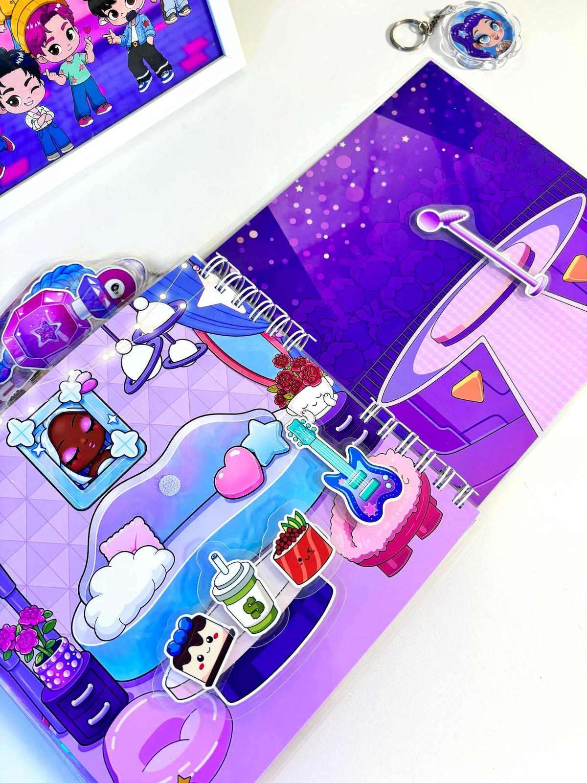Libro Interactivo Guerreras Kpop 8 Set de maquillaje